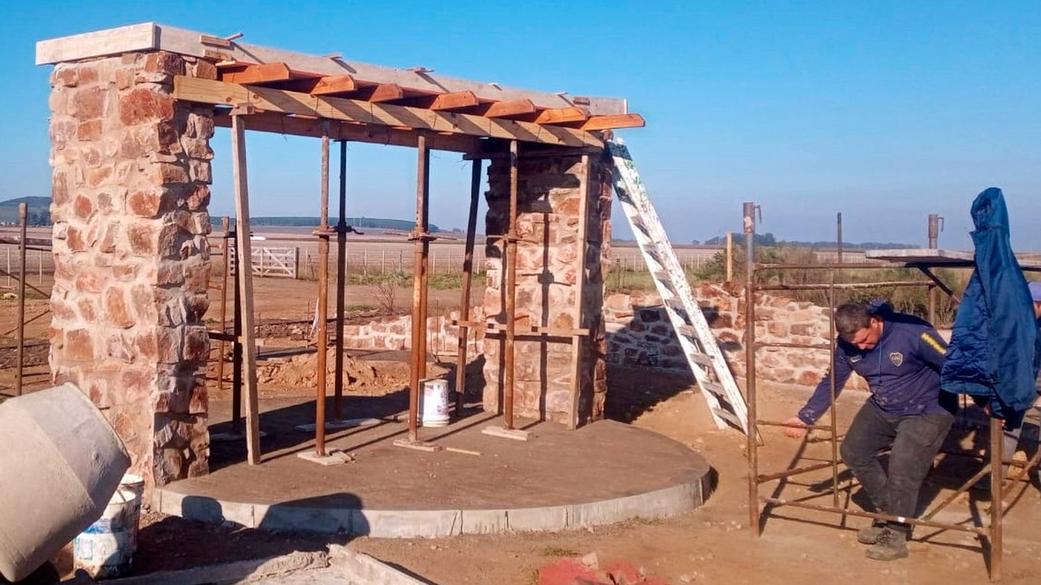 Intensas. Labores en San Manuel para finalizar con el mirador panorámico