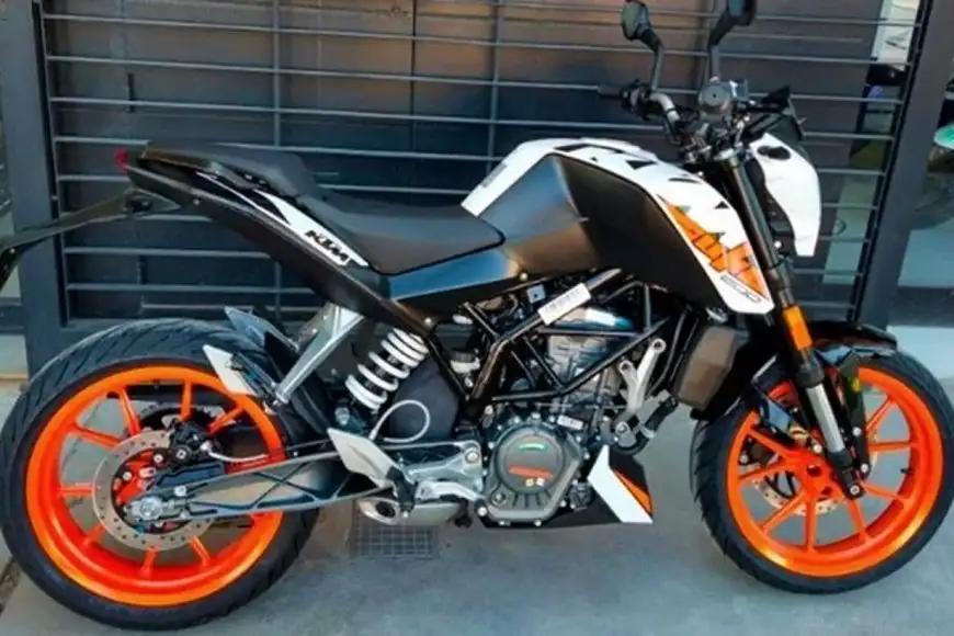 Robaron la moto del hijo de una jueza y apareció en la casa de un hombre con prisión domiciliaria