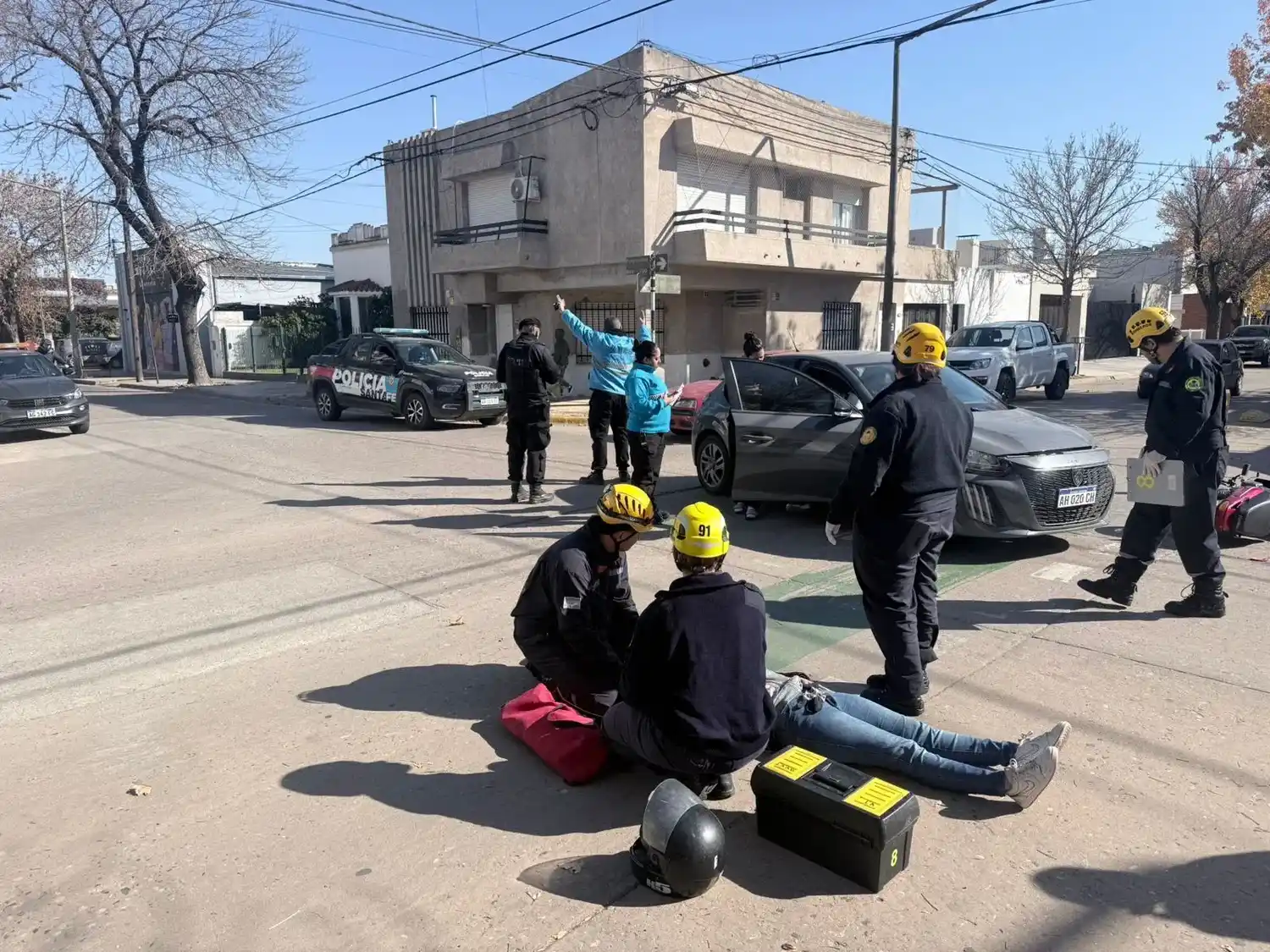 En el lugar trabajaron Bomberos, SIES, Policía y personal de Tránsito.