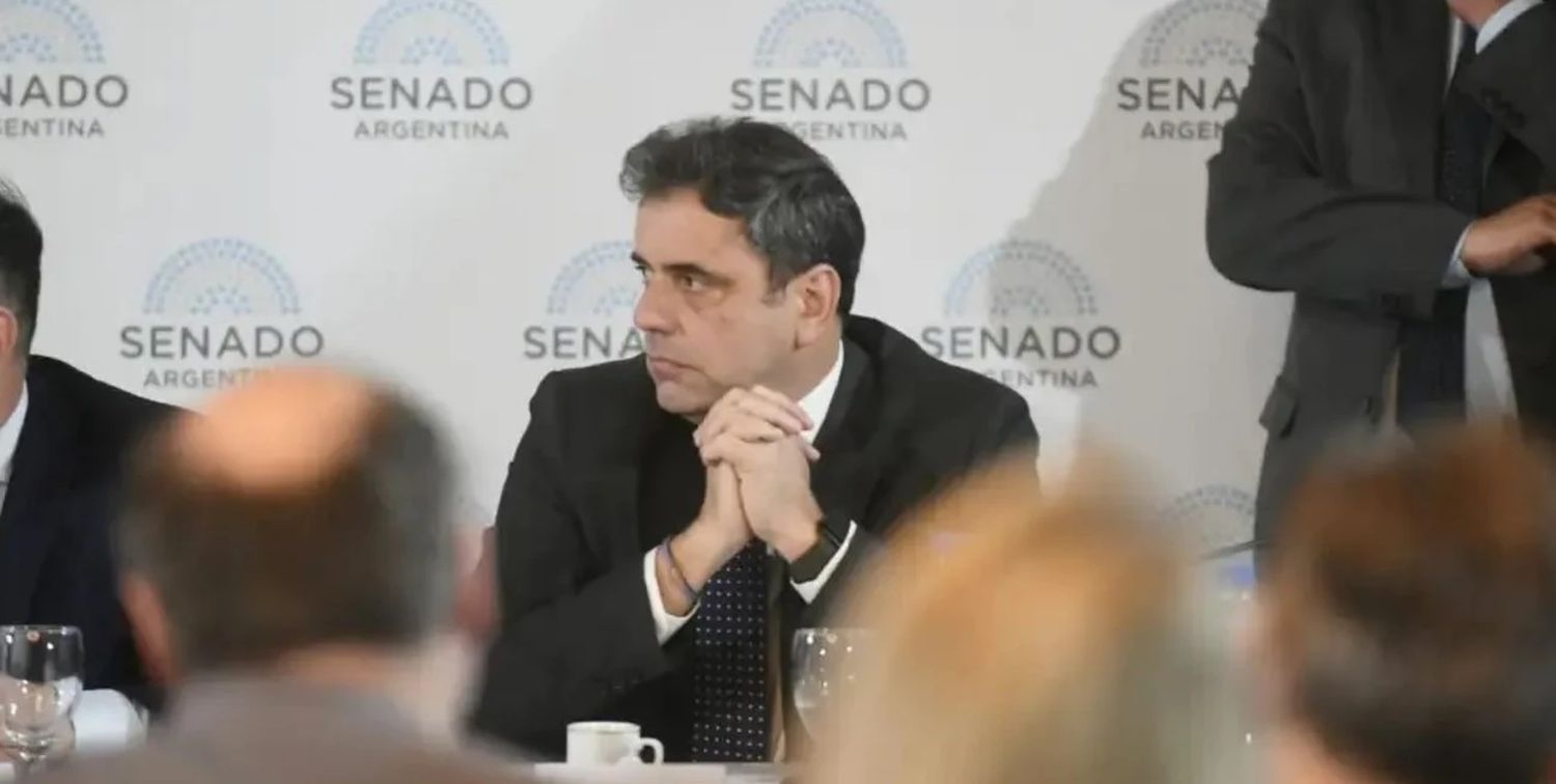 "Se viene una etapa en la Argentina en la que debemos trabajar juntos, y que las provincias y la Nación tengan saneados sus números", sostuvo Lisandro Catalán, vicejefe de Gabinete del Ministerio del Interior. Ministerio del Interior.