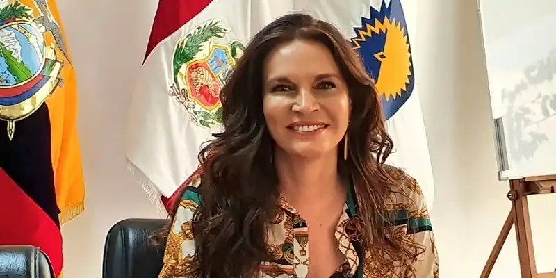 «¡HAY QUE ENVALENTONARSE!»: vicepresidenta del Parlamento Andino a Guaidó