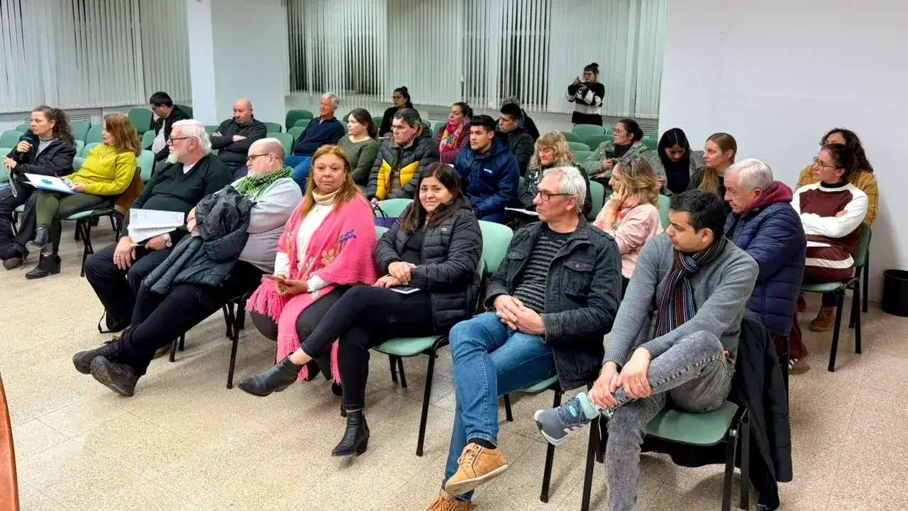 Concejales y vecinales avanzan en una nueva normativa para modernizar su funcionamiento - 3
