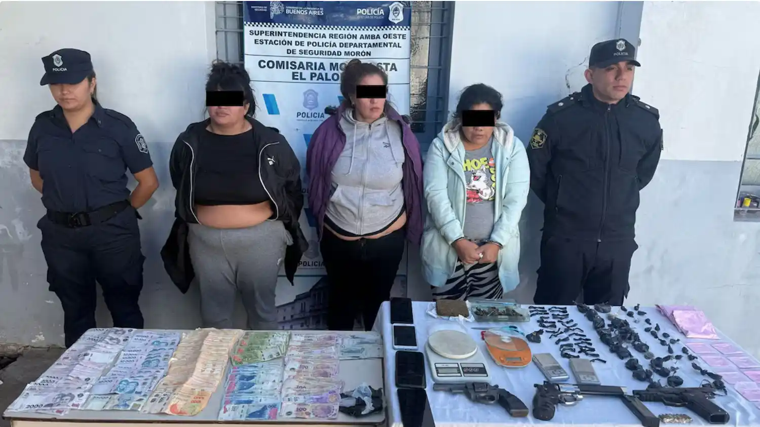 "Las Dueñas de la Carlos Gardel". Vendían cocaína y tusi a plena vista.