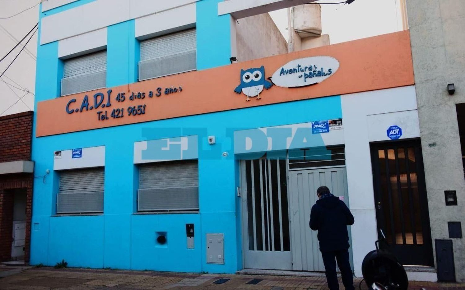 Jardín del horror en La Plata: La docente acusada de golpear e intentar asfixiar a una beba sigue libre