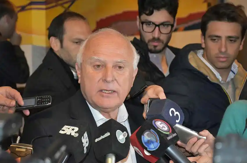 Lifschitz: «No nos cerramos a ninguna alternativa»