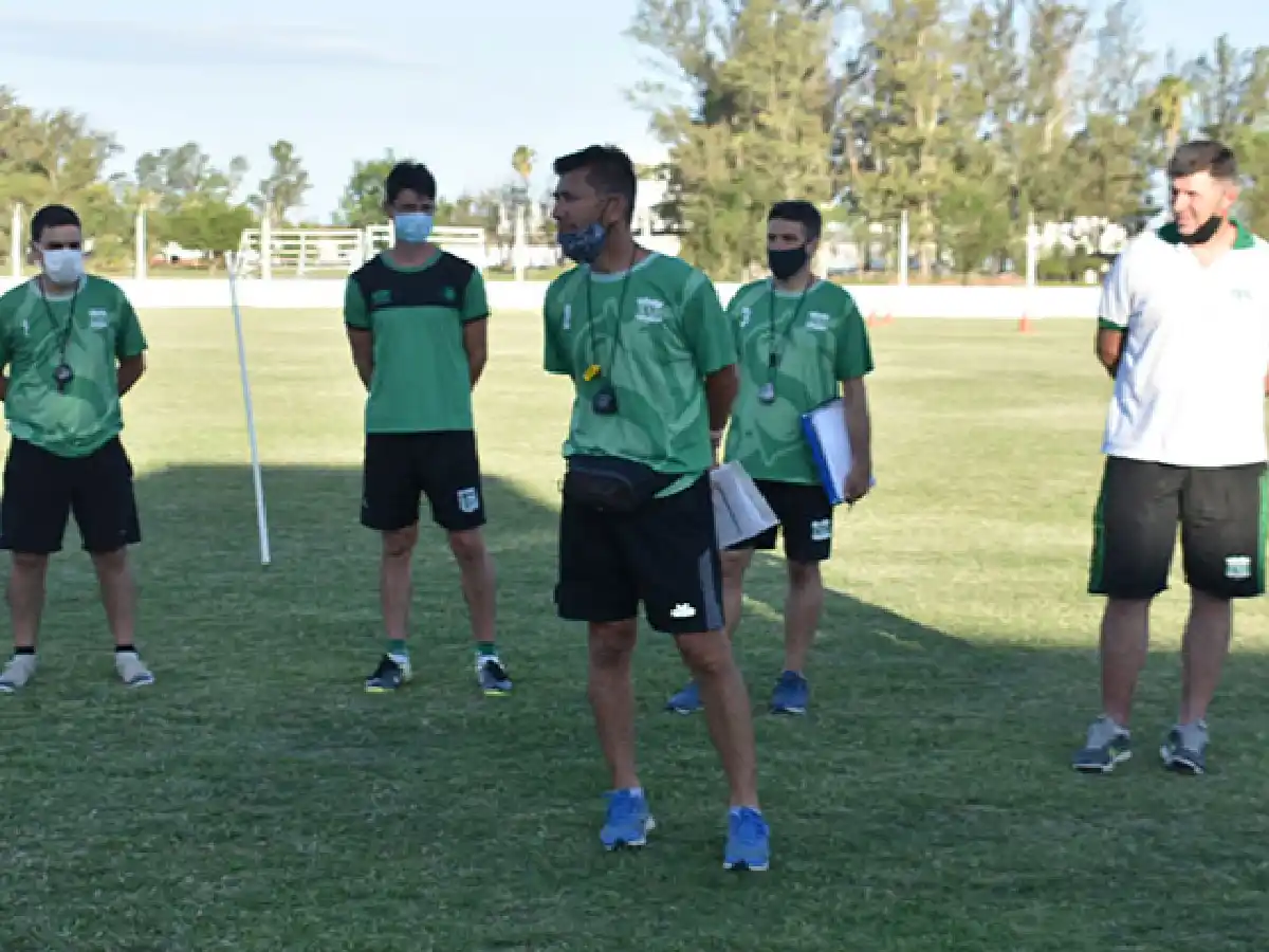 Sociedad Sportiva empezó a moverse