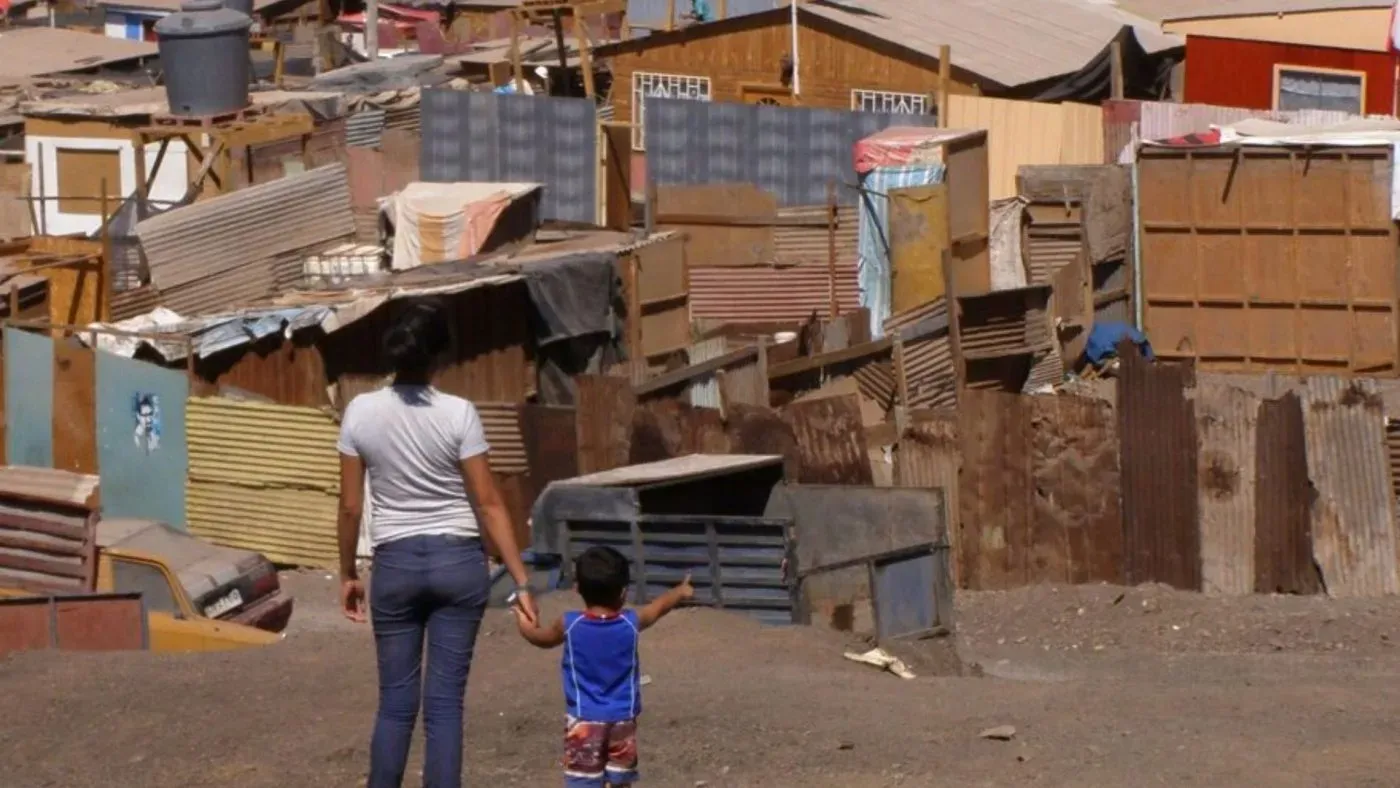 La pobreza alcanzó a 49,9 % de la población