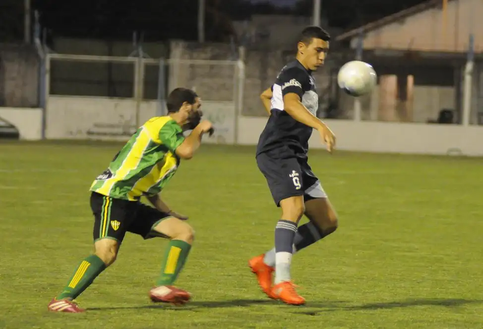 Gimnasia repartió puntos y es el líder de su grupo