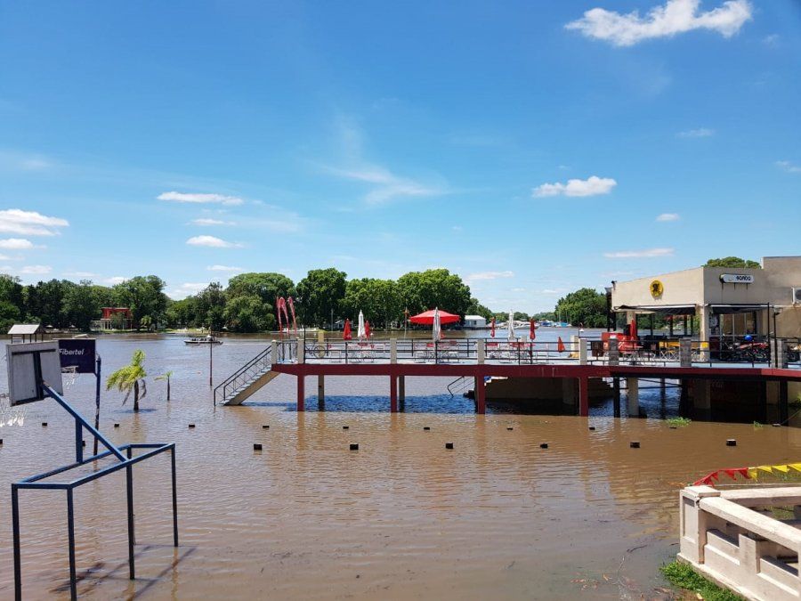 Tristeza. El año pasado, durante gran parte del verano las playas estuvieron bajo agua