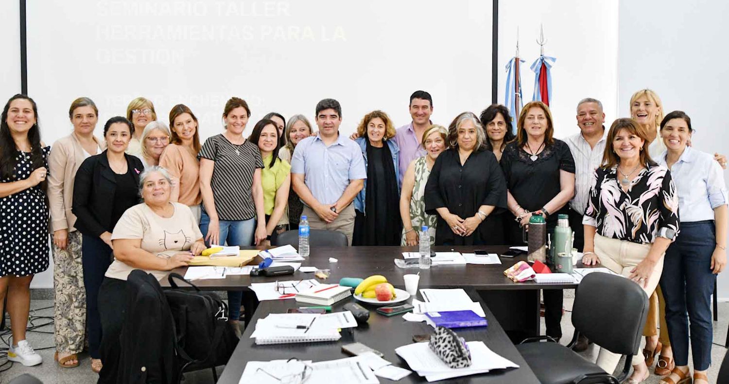 El Consejo General de Educación realizó talleres junto a directores departamentales proyectando la gestión educativa 2025