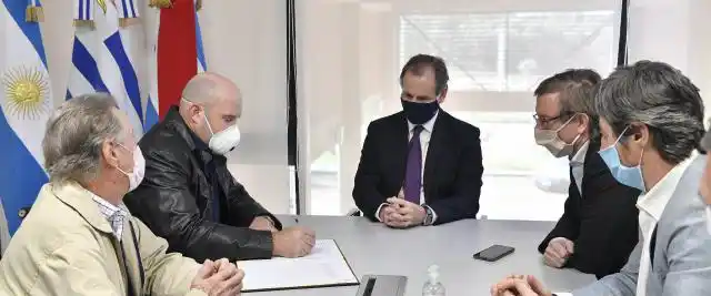 La provincia acordó con entidades citrícolas intensificar el monitoreo para prevenir el HLB
