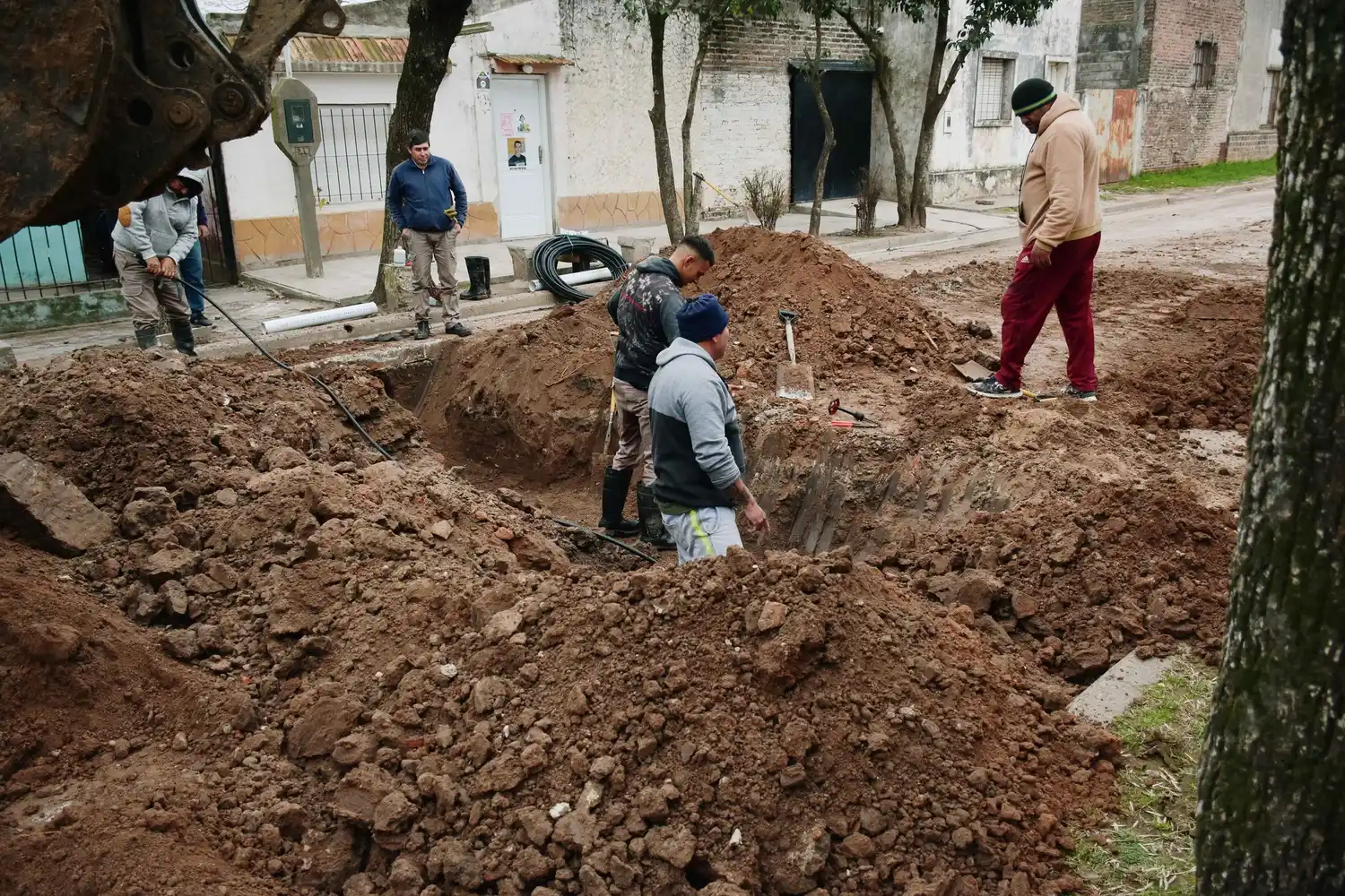 Se realizan nuevas conexiones domiciliarias de agua y cloacas