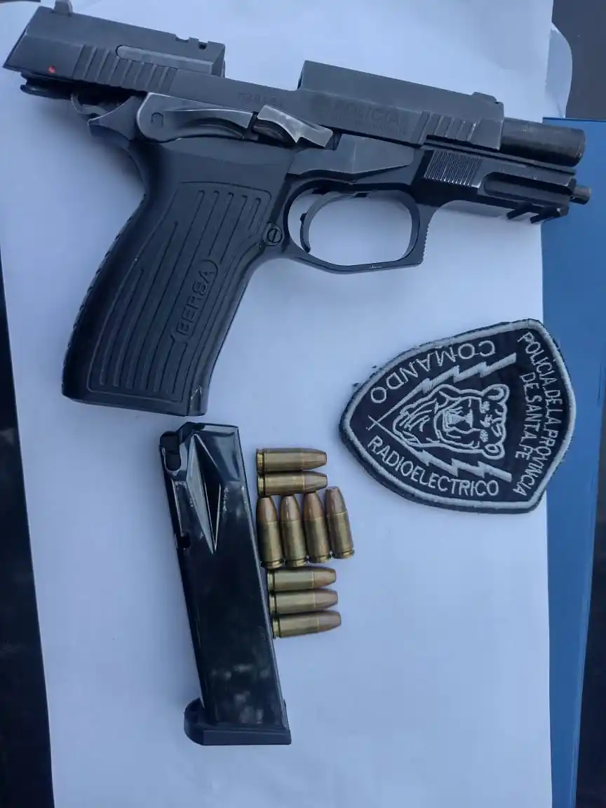 Detuvieron a un joven con una pistola y municiones en Granadero Baigorria