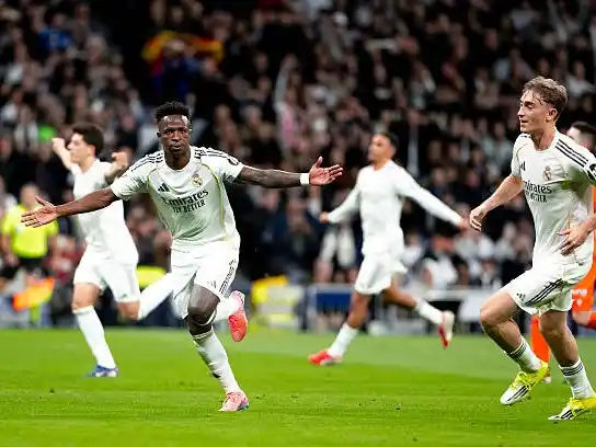 Real Madrid subió a la cima