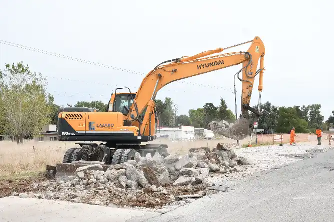 Cierran el acceso norte por obras de Vialidad Provincial en avenida Juan Manuel de Rosas