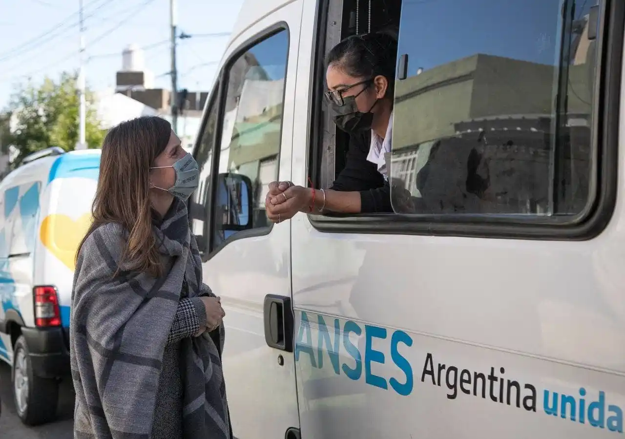 Cómo hacer y completar la declaración jurada de Anses que habilita a cobrar un adelanto de $7.000 a beneficiarios de la AUH