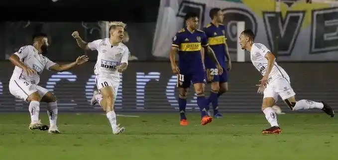 Boca cayó 3-0 ante Santos y quedó eliminado de la Copa Libertadores