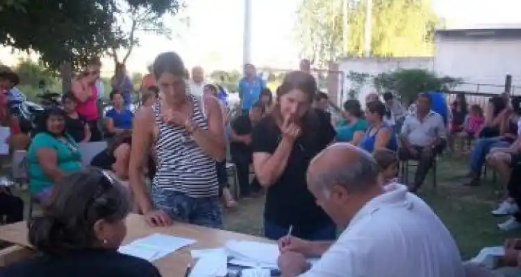Mediciones para las escrituras del barrio Futuro