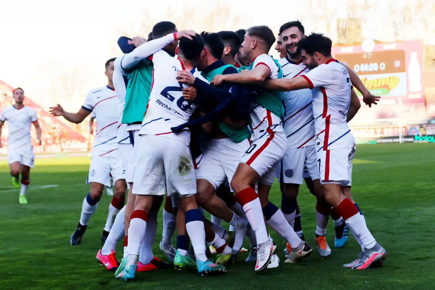 San Lorenzo gritó fuerte en La Paternal.
