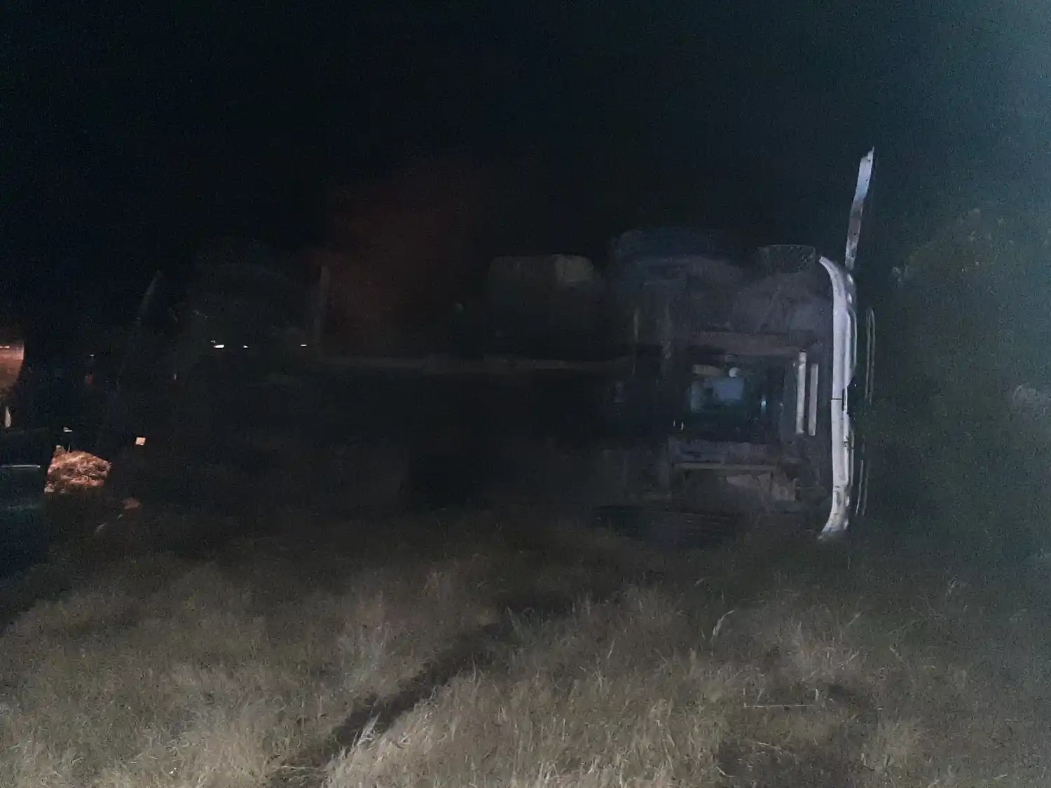 Volcó un camión cisterna que se dirigía a Gualeguaychú por la Autovía 12