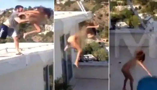 El Rey Playboy tiró una actriz porno desde la terraza