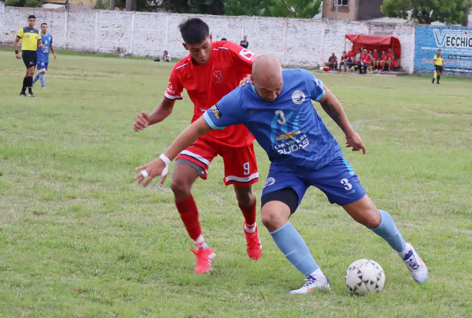 Ferro y Juventud Unida mantienen el puntaje ideal en la Primera «B» del fútbol