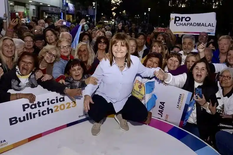 La foto que escogieron desde el PRO para cuestionar a Bullrich.