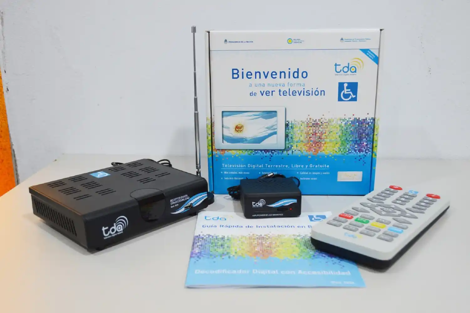 Las residencias de adultos y los centros de jubilados recibirán receptores de Televisión Digital Abierta