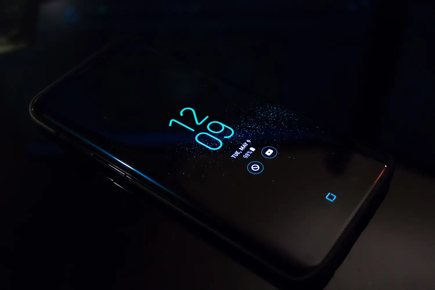 Las empresas de telefonía celular aplicarán el tercer aumento antes de fin de año