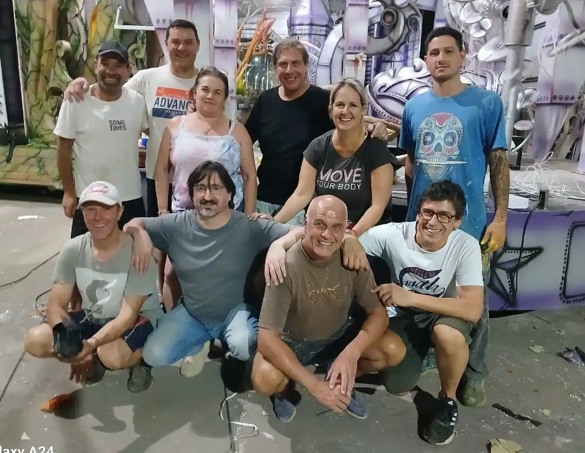 Equipo de carrozas de K´Rumbay 2025-