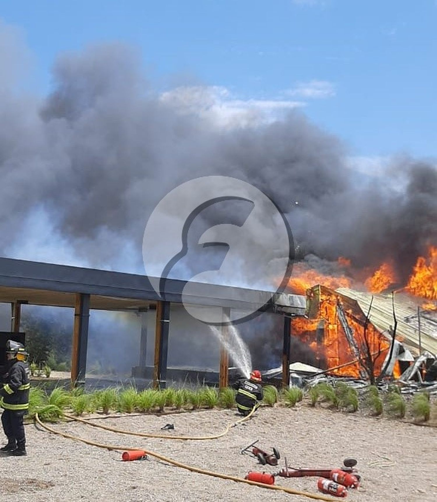 Incendio en Bahía de los Moros
