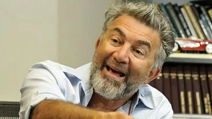 El gobierno echó a Teddy Karagozian del Consejo de Asesores económicos
