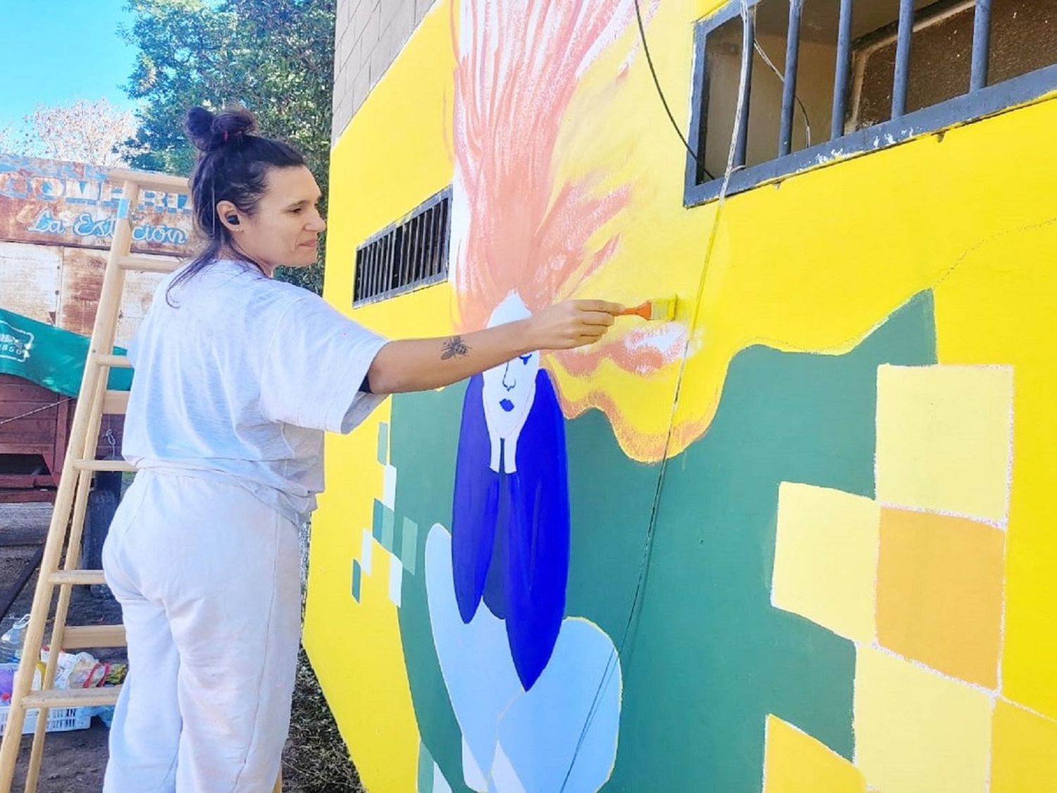 El Encuentro Entrerriano de Muralismo tuvo gran participación de artistas y vecinos
