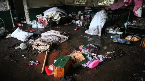 TEXAS DEVASTADA: inundaciones causan 52 muertos y decenas de desaparecidos