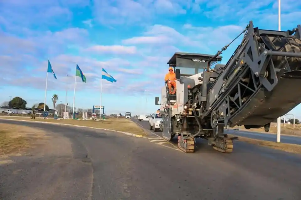 Ranchos: Comenzó la repavimentación y ensanche con banquinas pavimentadas de la Ruta 29