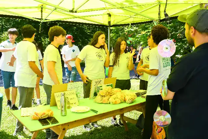 Jornada del programa “Líderes” para estudiantes secundarios