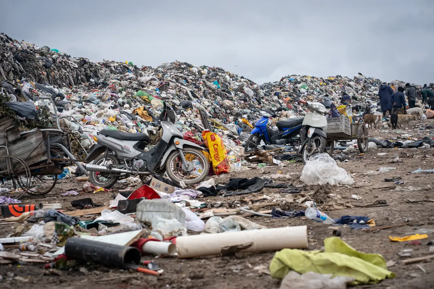 Contaminación en el basural: así está el predio antes de las intervenciones que ordenó la Justicia
