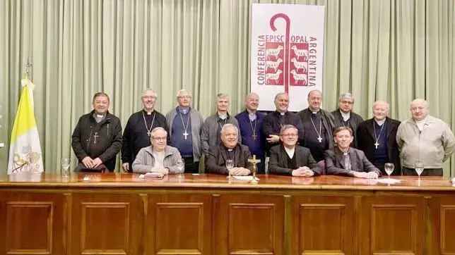 La Comisión Permanente avanzó en la preparación de la visita de León XIV