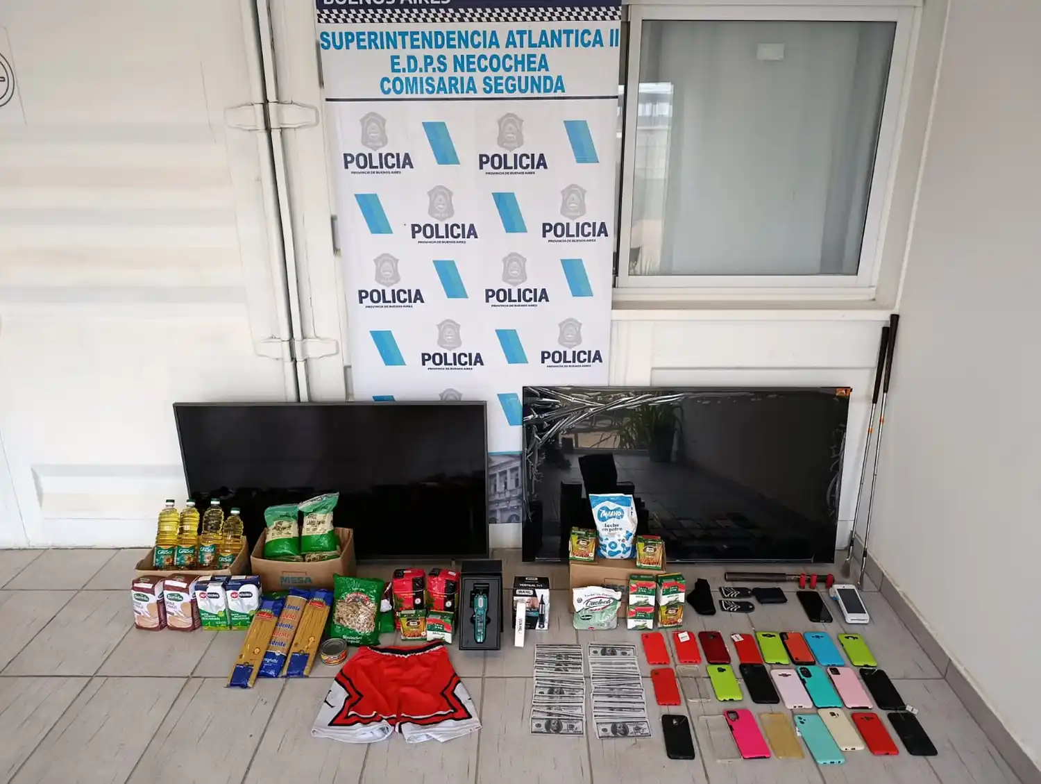 Megaoperativo en Necochea: nueve allanamientos, dos aprehendidos y una red delictiva al descubierto