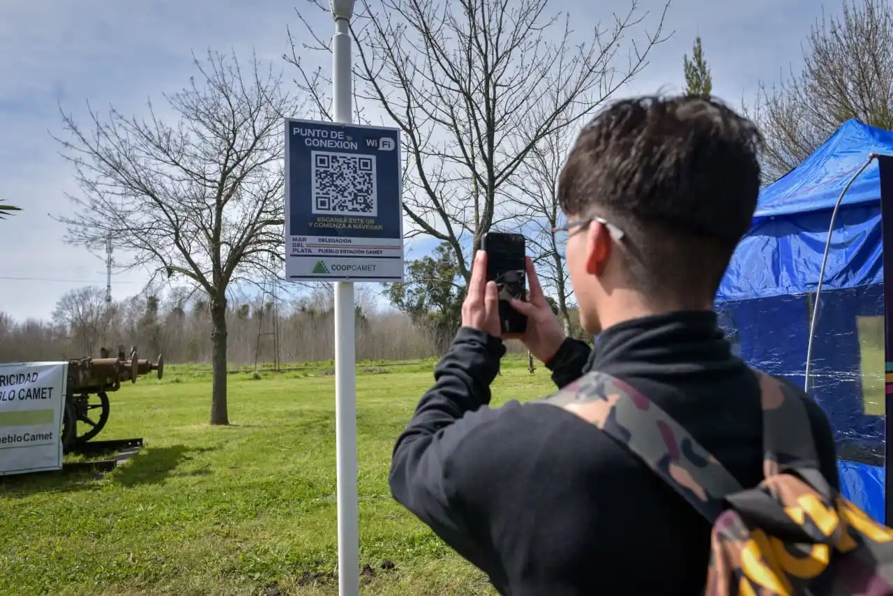 En total, se contabilizaron 317.232 sesiones y picos de más de 14.000 conexiones diarias, con hasta 1331 usuarios conectados en simultáneo.