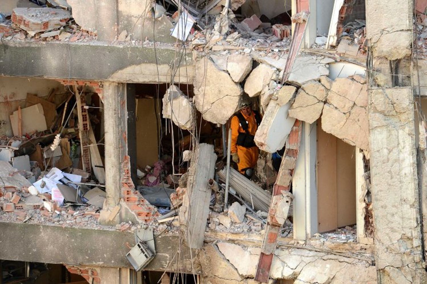 Explosión en Rosario: el gasista y otras 10 personas, al borde del juicio