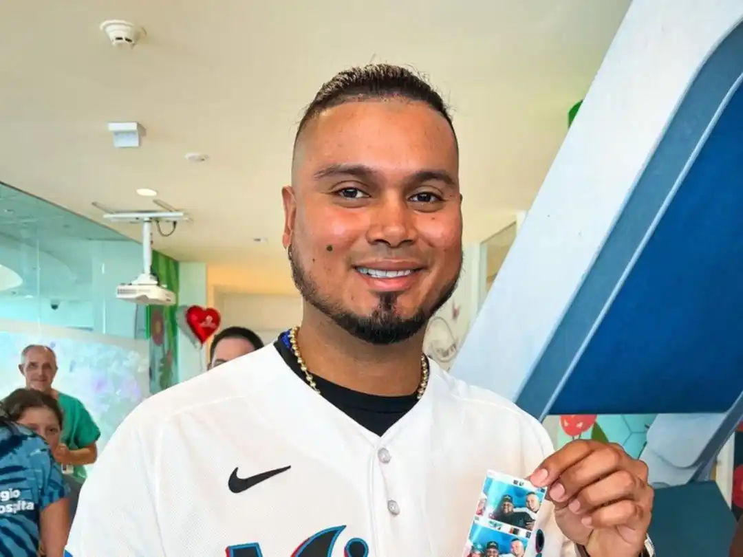 Luis Arráez pasó un día completo con niños que luchan contra el cáncer