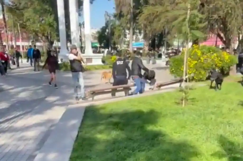 Menores apuñalaron y mataron a un adolescente