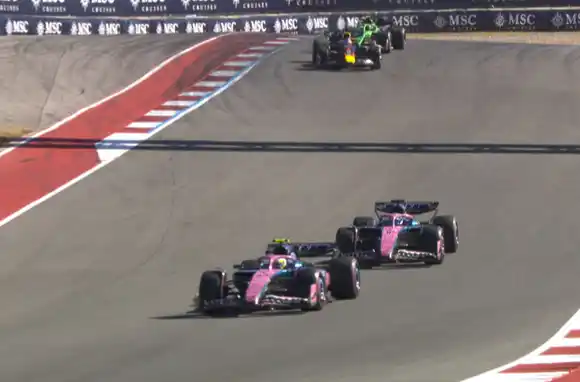 Franco Colapinto mostró rebeldía y superó a Pierre Gasly con una gran maniobra