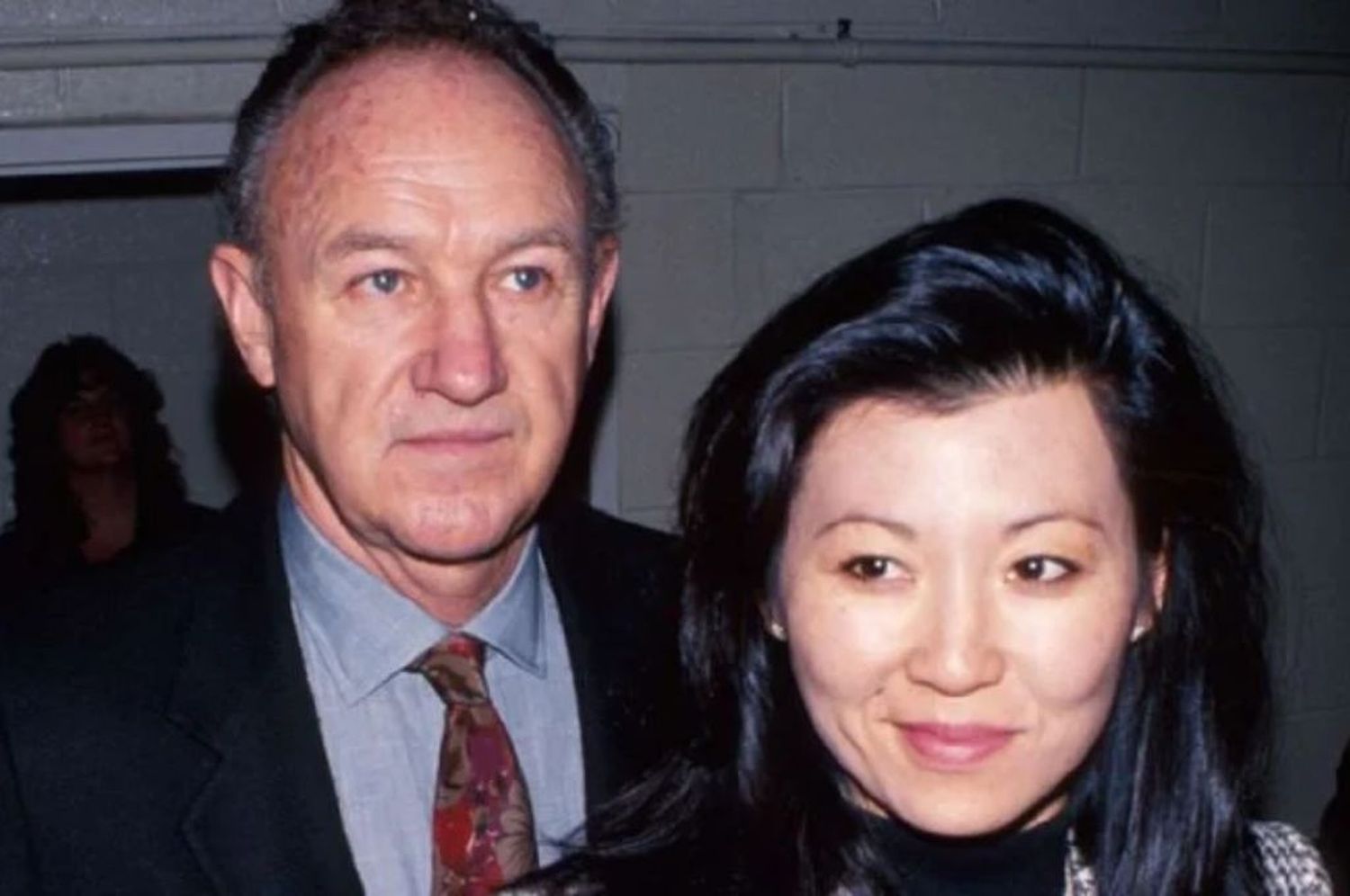 Gene Hackman, y su esposa, Betsy Arakawa.