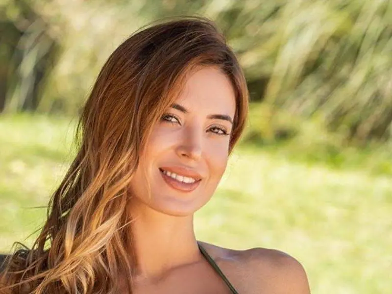 En pijama de encaje y colaless, Jesica Cirio subió una foto que dejó poco a la imaginación