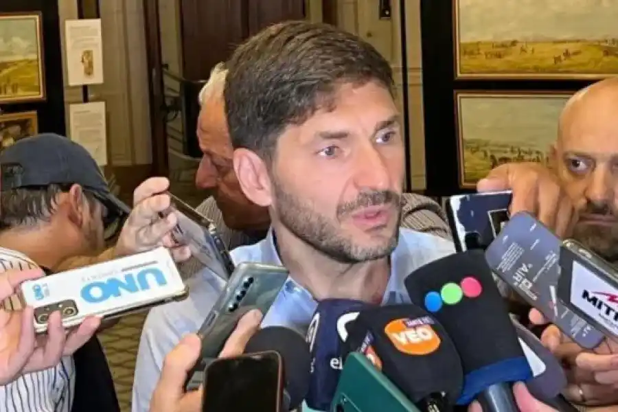 Pullaro ratificó que su gobierno construirá una cárcel para 3.000 presos de alto perfil