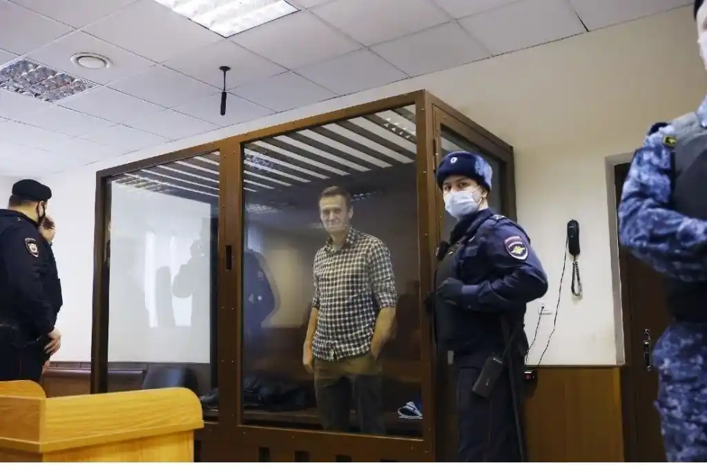 El opositor ruso Navalny denuncia torturas en la cárcel