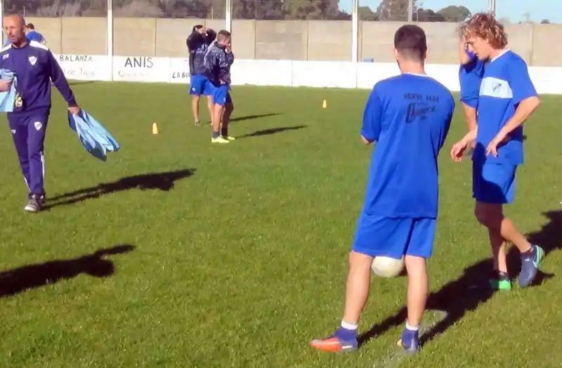 Independiente se arma para visitar a Racing de Balcarce