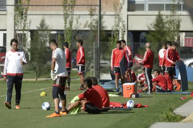 Rebotaron los pagos y el plantel de Newell’s no entrenó
